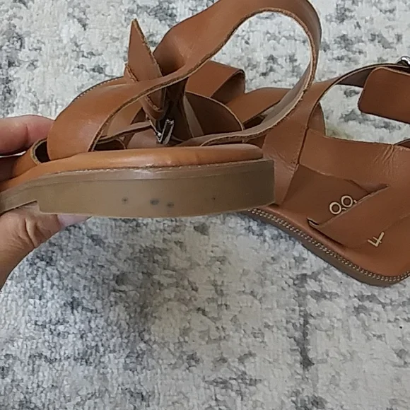 FRANCO SARTO | strappy buckle sandals | faux leather | brown | 8.5 - Picture 7 of 8